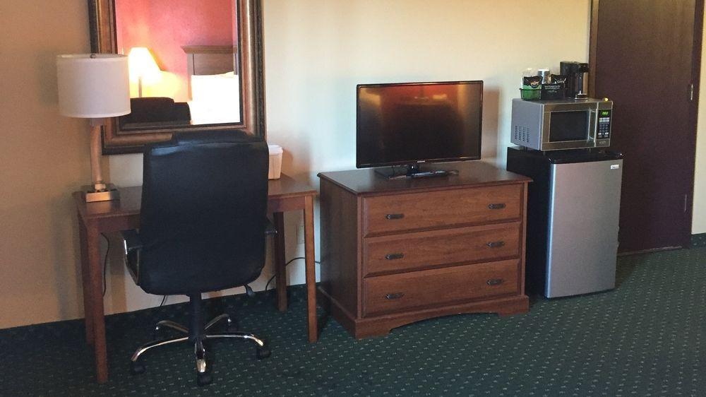 Oyo Hotel Spokane North エクステリア 写真